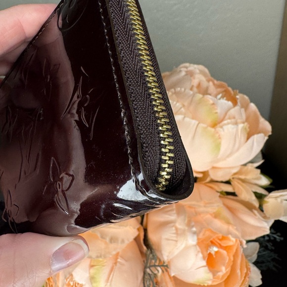 EUC Louis Vuitton Monogram Vernis Wallet - Picture 3 of 7